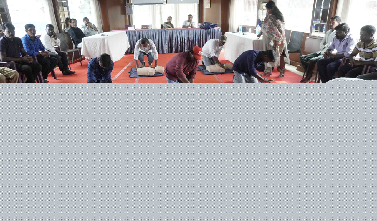 32 Telangana boat drivers trained in CPR, AED skills at Hussain Sagar
