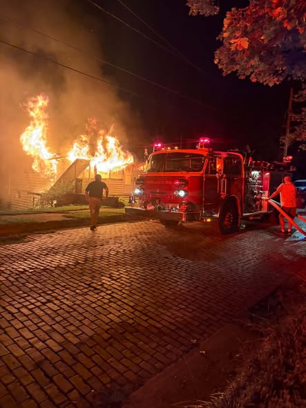 Porch fire occurs in Midland