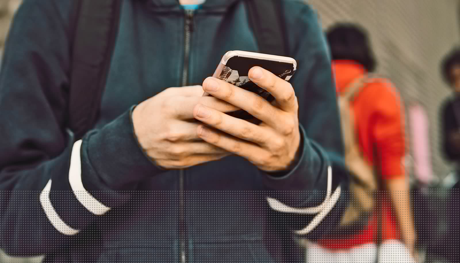 Too much screen time increases suicidal thoughts for college students