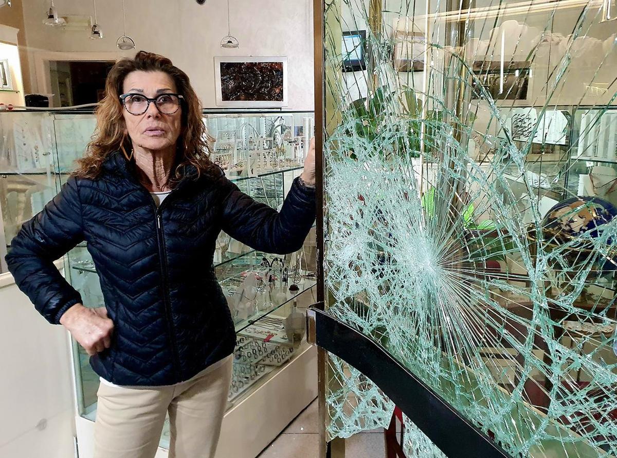 Gioiellerie nel mirino. La ’banda dell’Audi nera’ in azione a Riccione: terzo colpo in pochi giorni