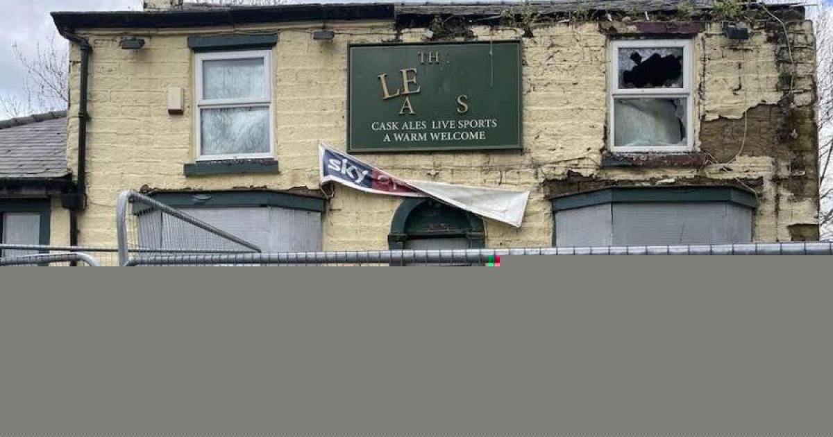 Long-abandoned pub could be revived as plans lodged for café