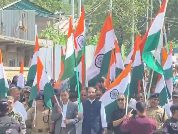 India News | J-K: Tiranga Rally Organised Under 'Har Ghar Tiranga' Campaign Ahead of I-Day in Pulwama