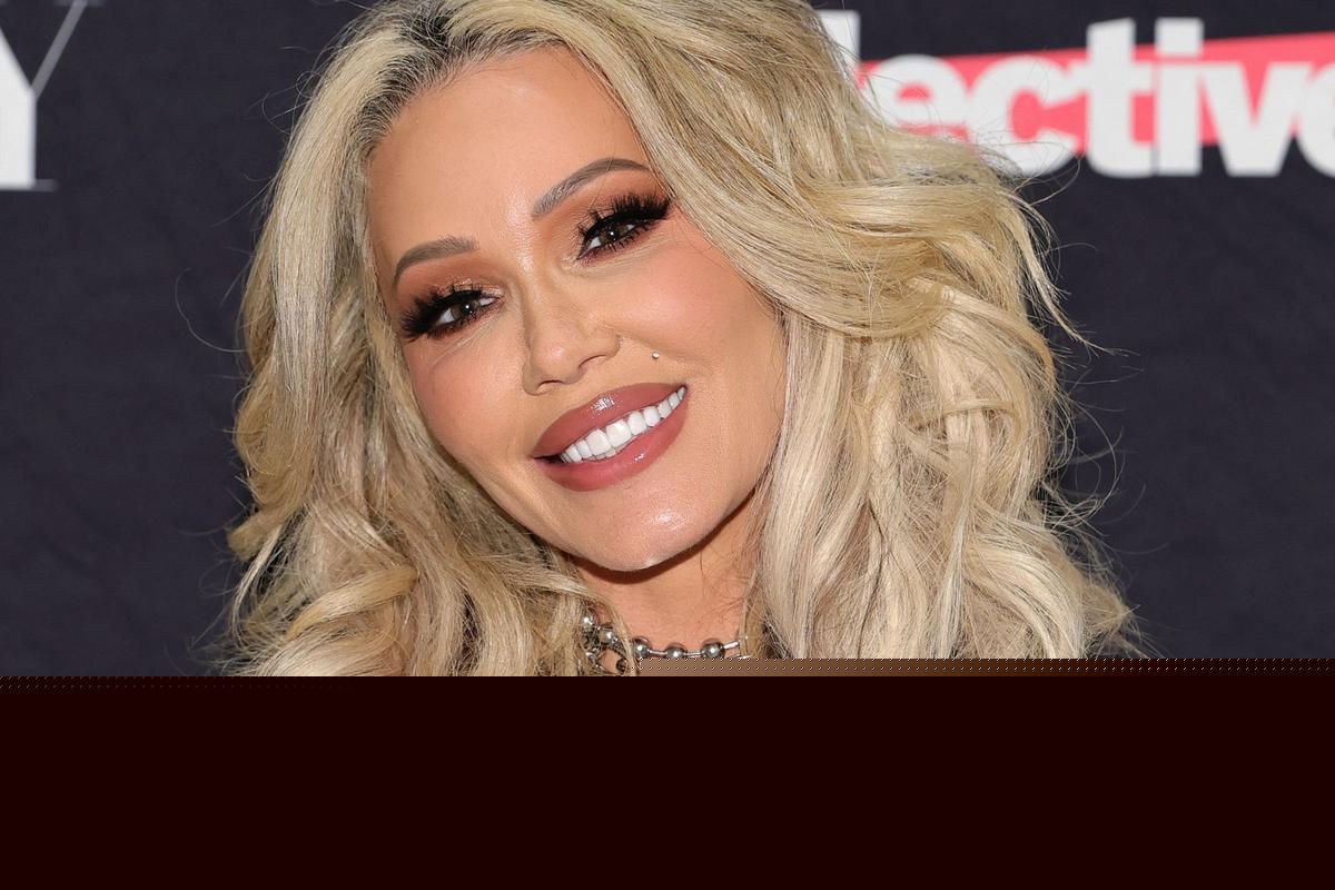 Bunnie Xo Buys a House in L.A.!