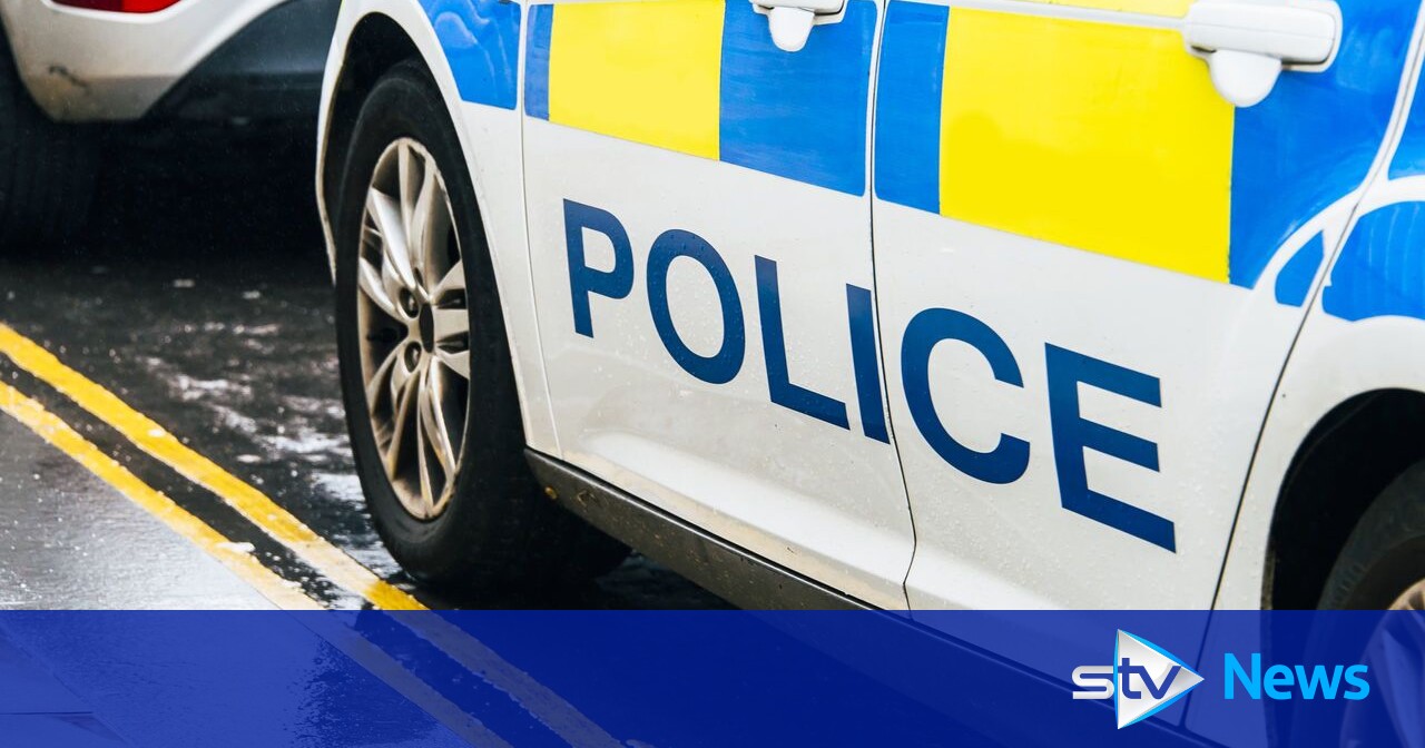 Drivers taken to hospital after two-car crash in Perth