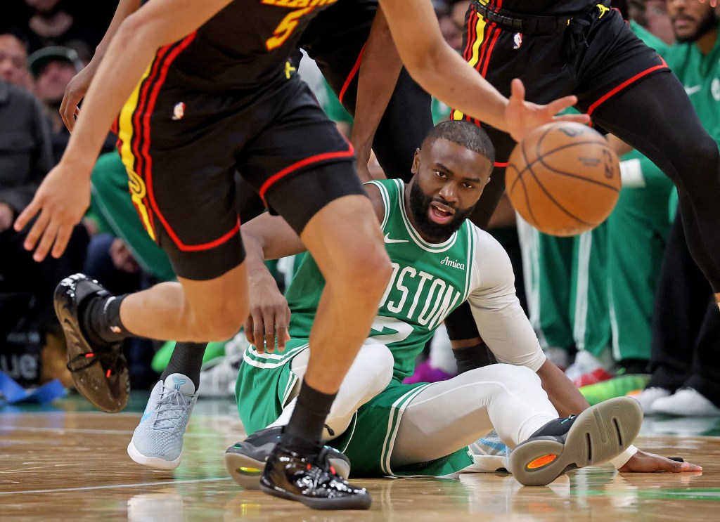 Celtics fall flat vs. Hawks in largest home loss since November