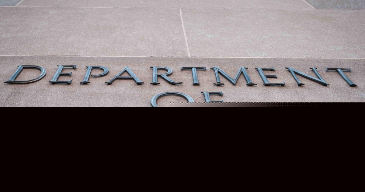 DOJ office says Trump's outside advisers can be shielded by executive privilege