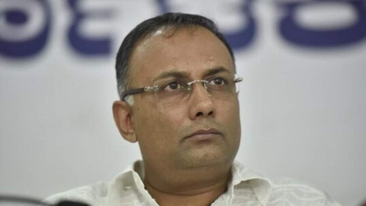 Govt doctors cannot treat inpatients in private hospitals: Karnataka minister