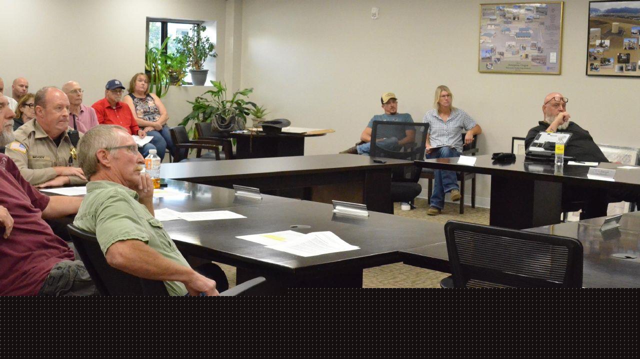 Enterprise mulls ideas to bolster police department