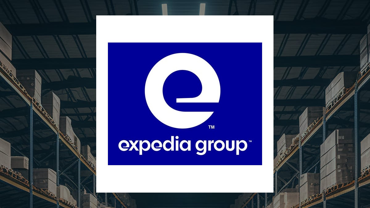 Critical Contrast: Expedia Group (NASDAQ:EXPE) versus GEN Restaurant Group (NASDAQ:GENK)