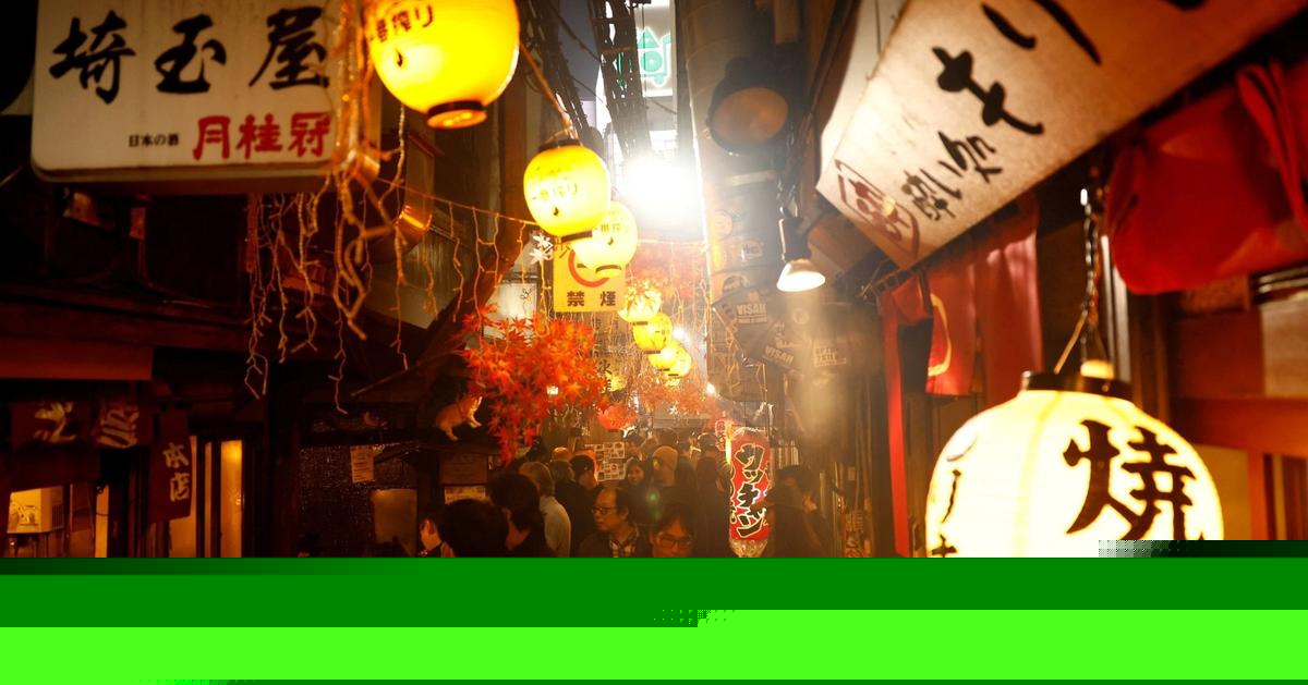 Japan’s izakayas feel cost-of-living pinch