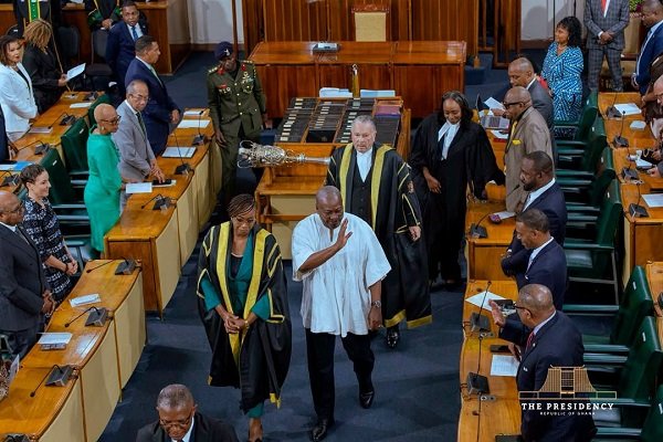 Pres Mahama inspires African, Caribbean youth to become problem-solvers