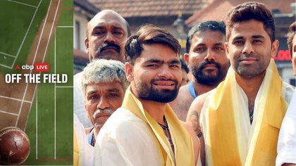 ABP Live Off The Field: Indian Cricketers Don Traditional Attire, Visit Sree Padmanabhaswamy Temple