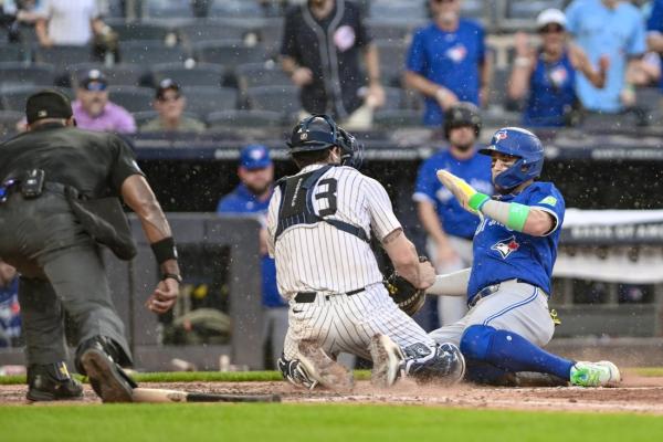 Blue Jays leave Bo Bichette, Chris Bassitt, Max Scherzer off ALDS roster