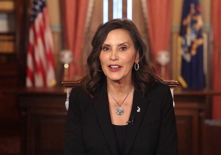 Whitmer praises new budget, plans to sign