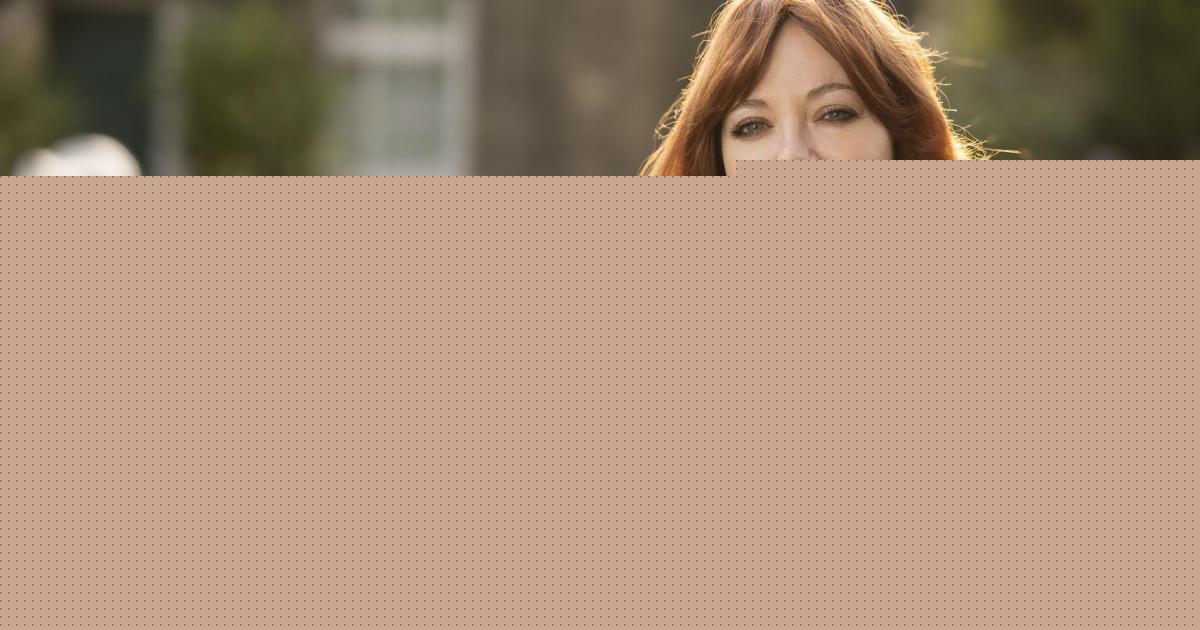 Farnworth's Diane Morgan reveals grisly story when working in a dental practice