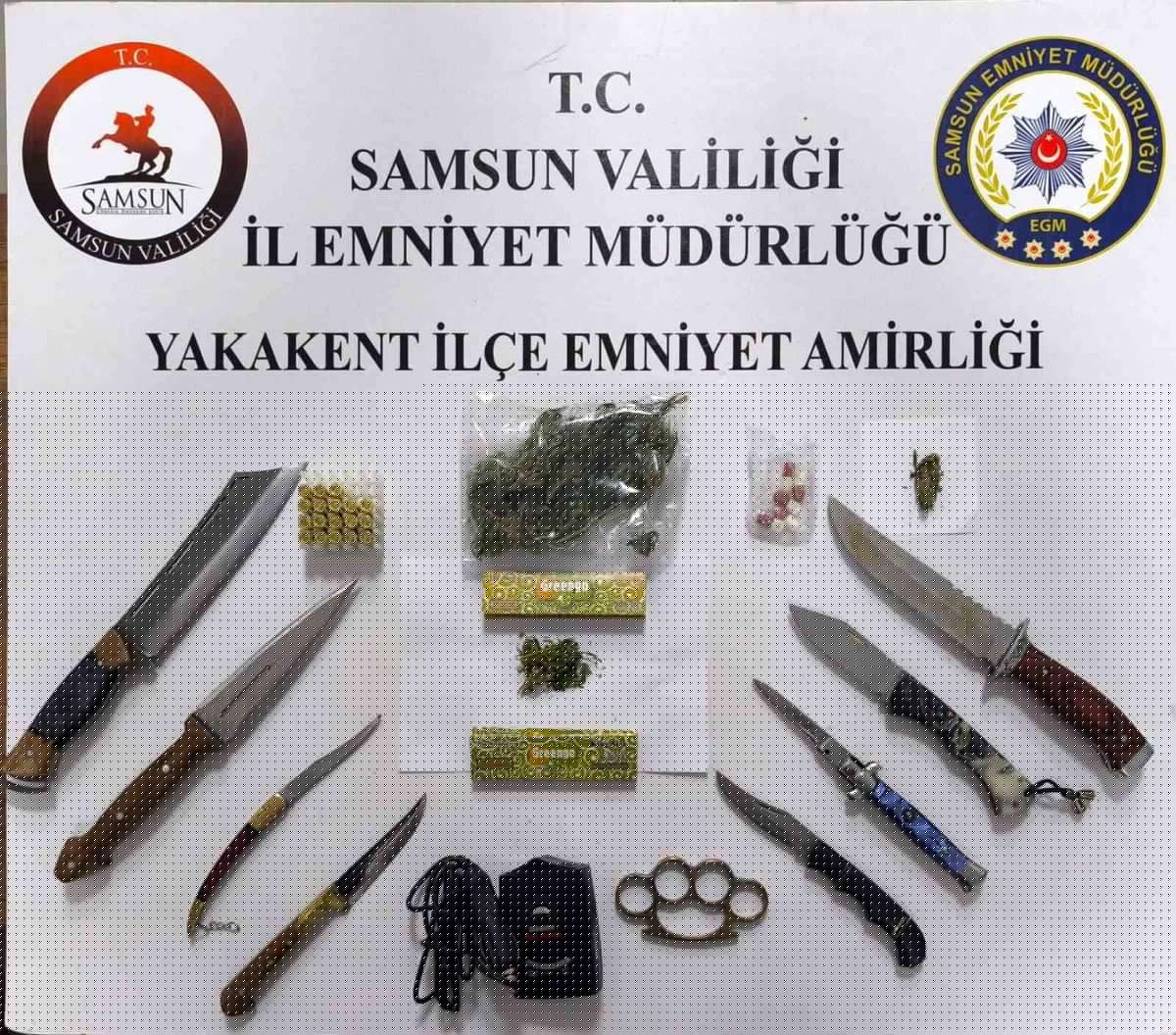 Samsun'da Narko Alan Uygulamasında Silah ve Uyuşturucu Ele Geçirildi
