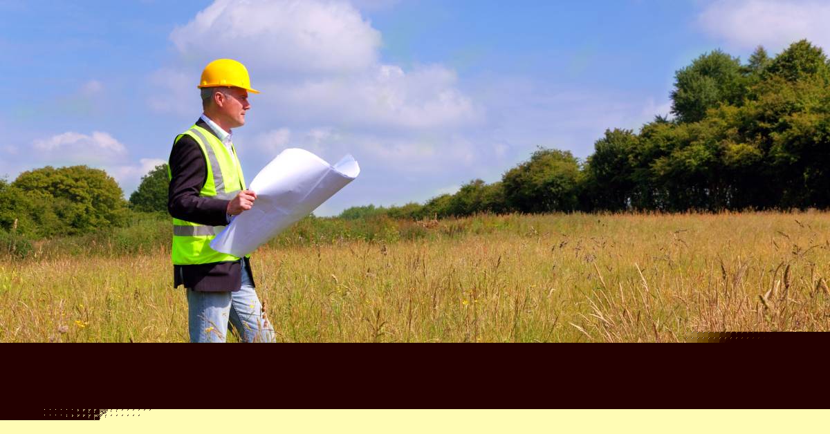 Best Banks for Land Loans [2025]: Get the Green Light for Your Land Purchase