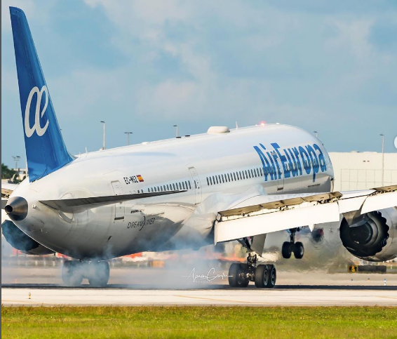 Air Europa extiende cancelación de vuelos a Caracas hasta el #14feb