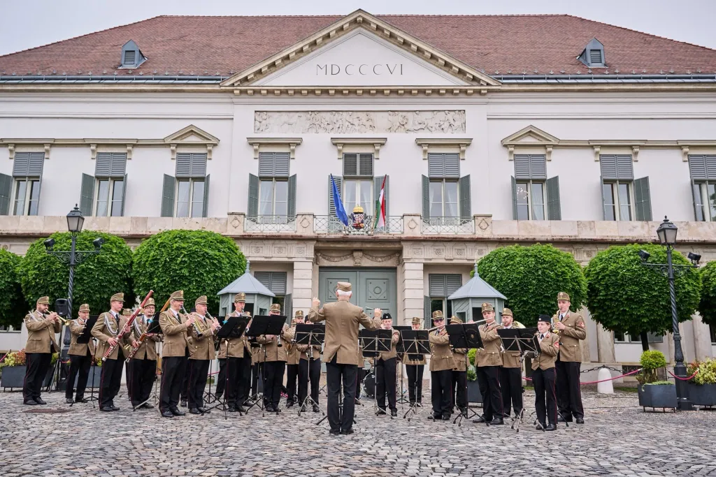 Comment on Polymarket already knows who Hungary’s next president will be – do you agree? by Evan M. Johnson