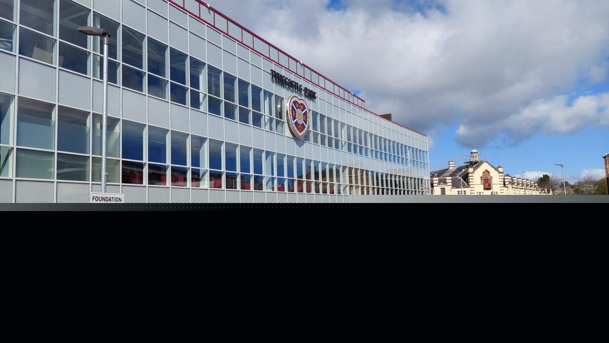 CEO McKinlay to leave Hearts at the end of August