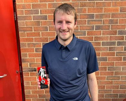 FOOTBALL - Earlswood Town stay joint top of table after victory at Coventry Alvis