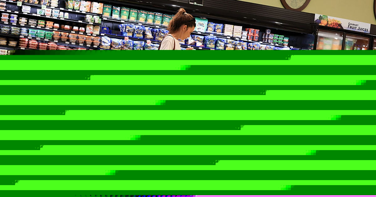 Major grocery chain beats Walmart, Aldi in price war as shoppers hunt for checkout relief