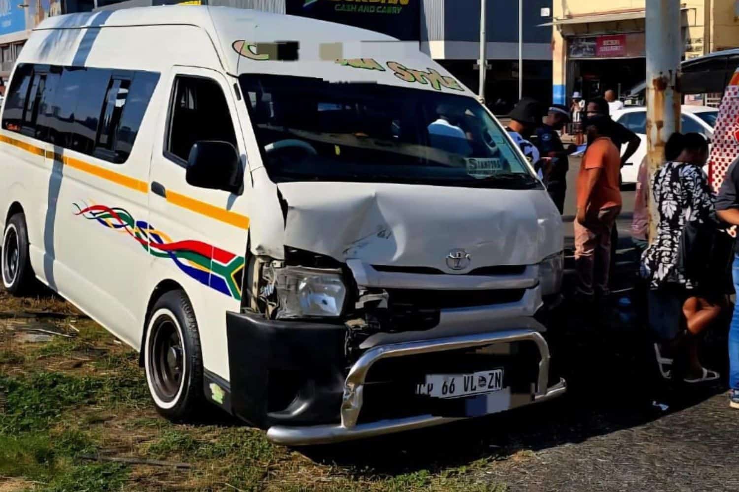 Fourteen injured in Durban CBD taxi crash