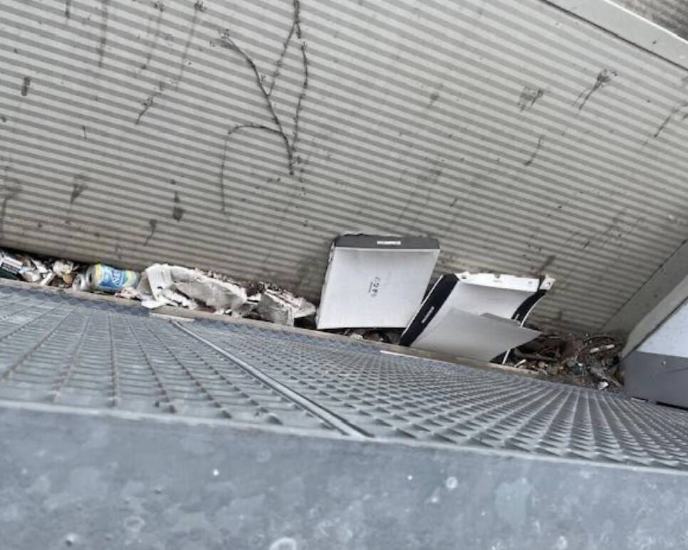 Degrado nel parcheggio di via San Bernardino: installate nuove telecamere di sorveglianza
