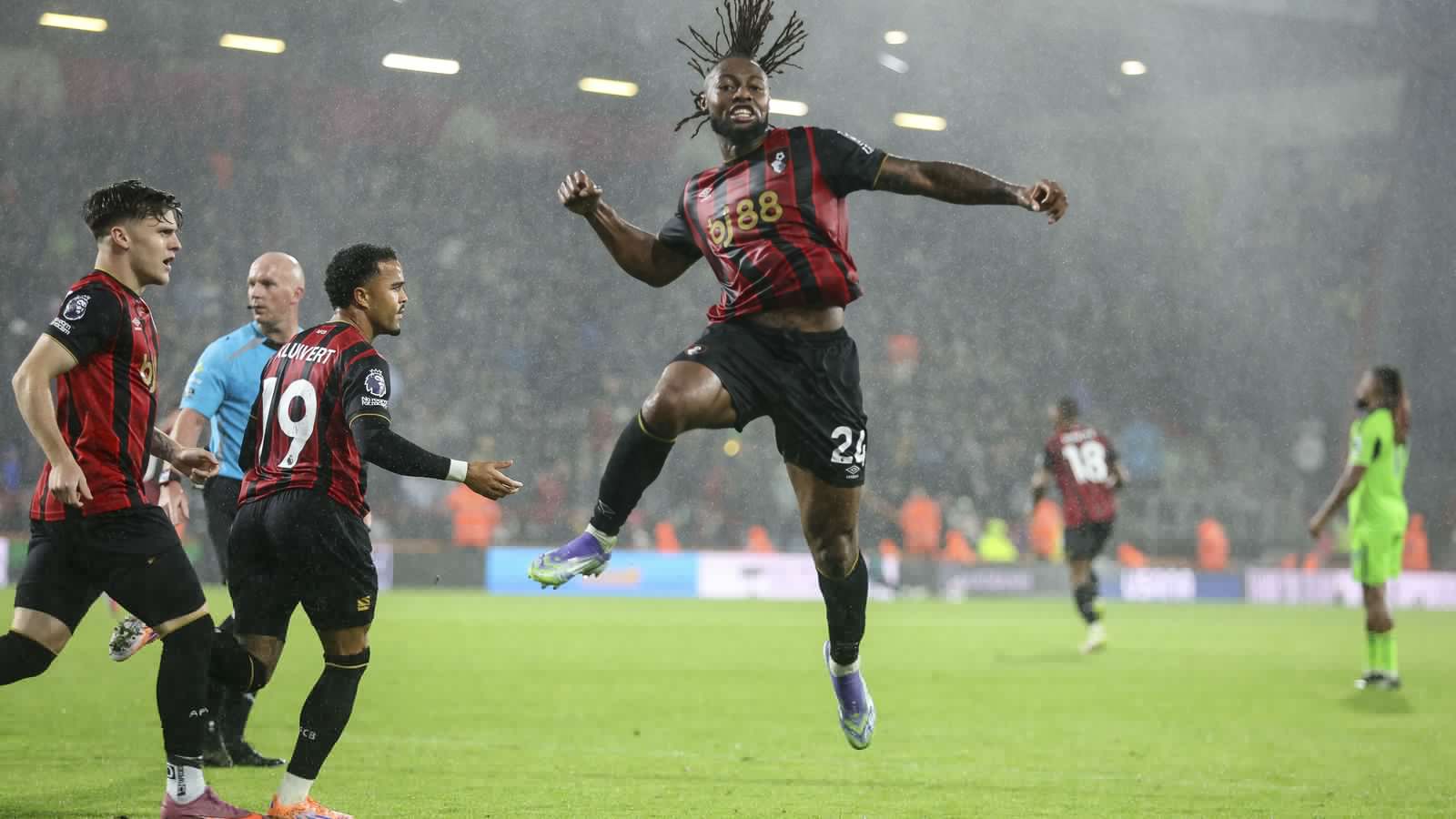 Semenyo í stuði og Bournemouth upp í annað sætið
