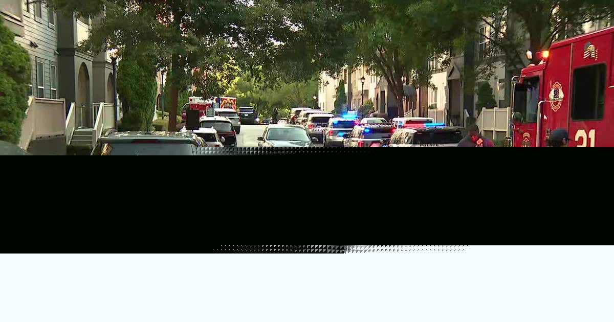 1 injured after parking deck crash leads to Dunwoody shooting