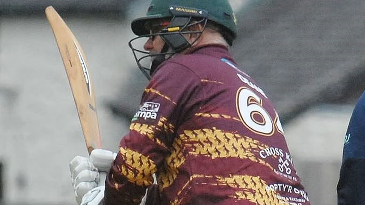 Dolgellau's slide continues in one-sided defeat