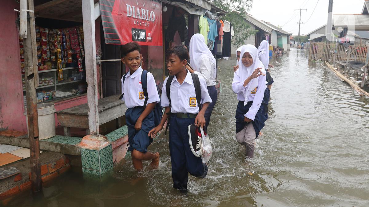 Cerita Warga Bekasi Deg-degan saat Bunyi Sirine Banjir Berbunyi Pertama Kali