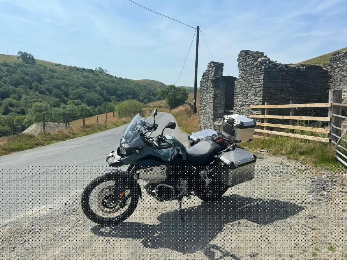 BMW F900 GS Adventure: Long-legged tourer, off-road giant, or both?