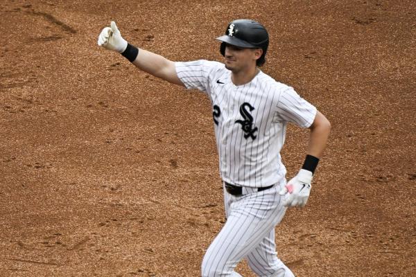 Colson Montgomery’s 3-run blast powers White Sox past Guardians