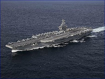 Odborníci: Masivní vojenské posilování naznačuje možné nové údery USA na Írán