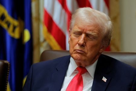 Trump blames boredom, not sleep, for closed eyes during cabinet meeting