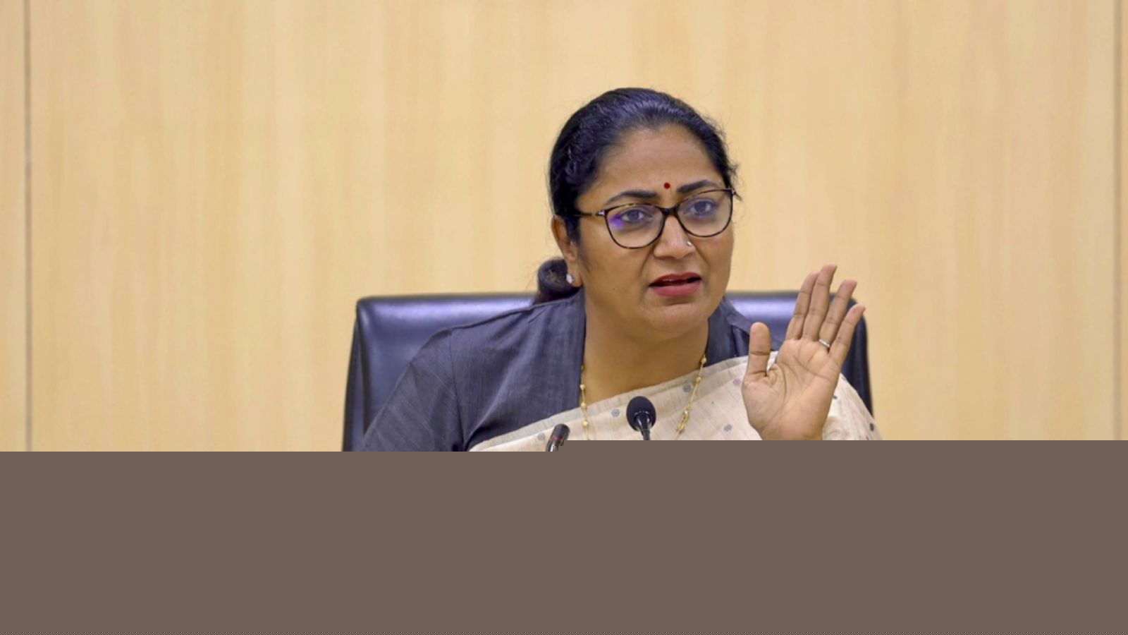 No cash in hand, aid for women with over 3 children in Delhi assistance scheme