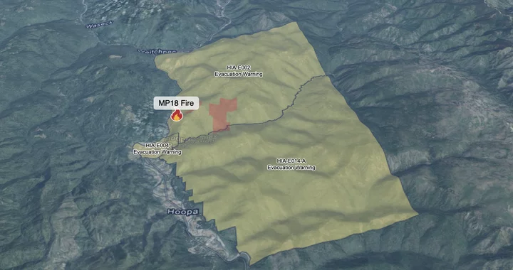 Fire North of Hoopa Reaches 300 Acres; Highway 96 Closed; Power Out in the Area