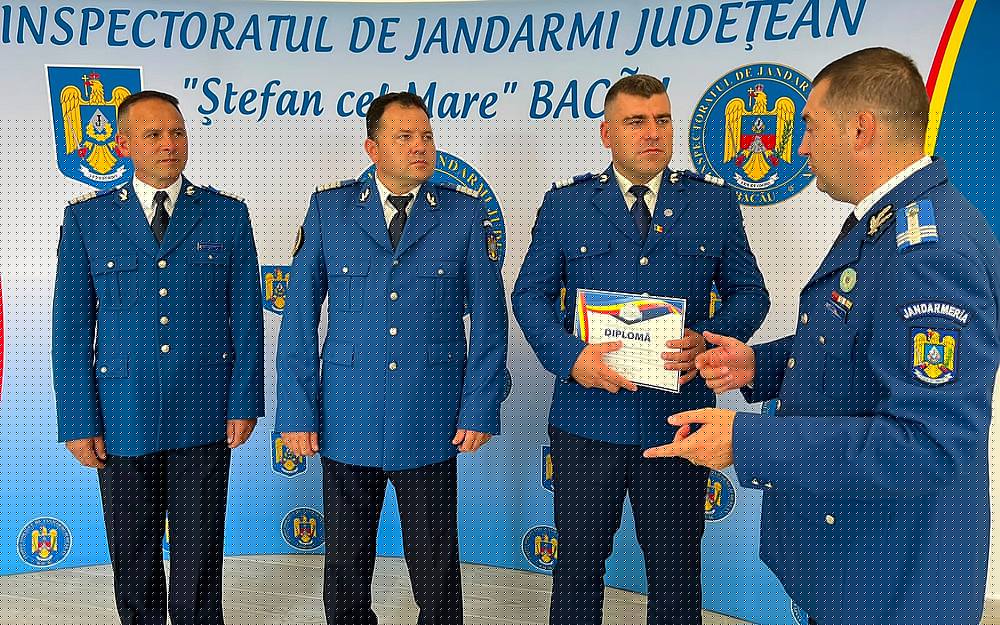 Trei jandarmi din Bacău, recompensați de MAI cu Diploma de Merit pentru rezultate deosebite