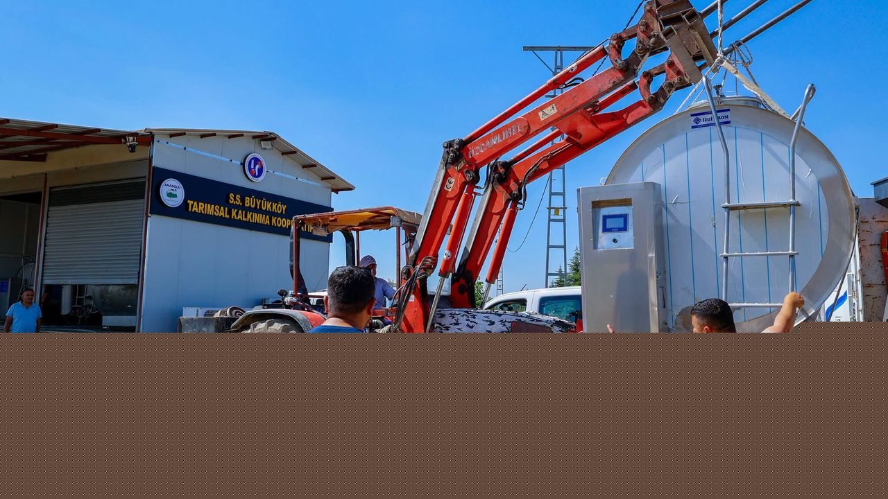 Korkuteli'de üreticilere makine desteği
