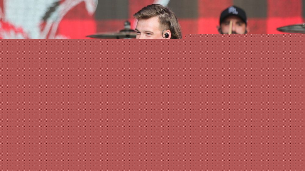 Listen to Morgan Wallen’s ‘Miami’ remix ft. Lil Wayne, Rick Ross