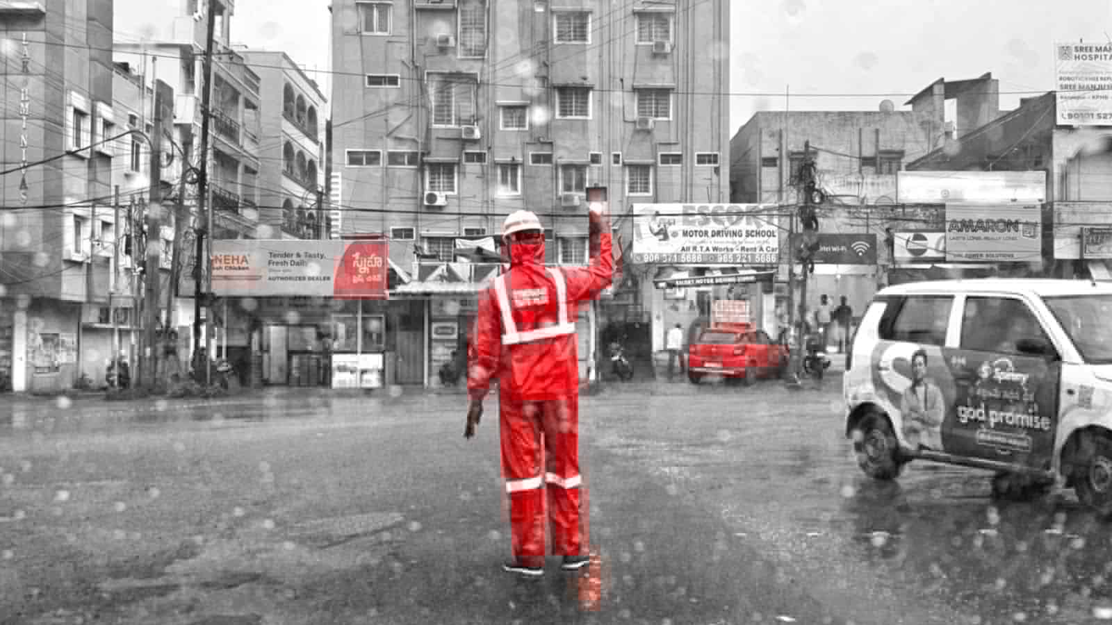 Hyderabad to get moderate rains till late night, commuters warned