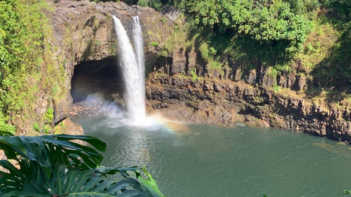 Hawaii County Weather Forecast for January 29, 2026