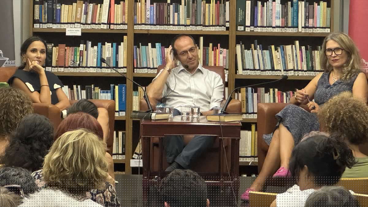 Burhan Sönmez TESAK'ta Edebiyat ve Hayat Üzerine Konuştu