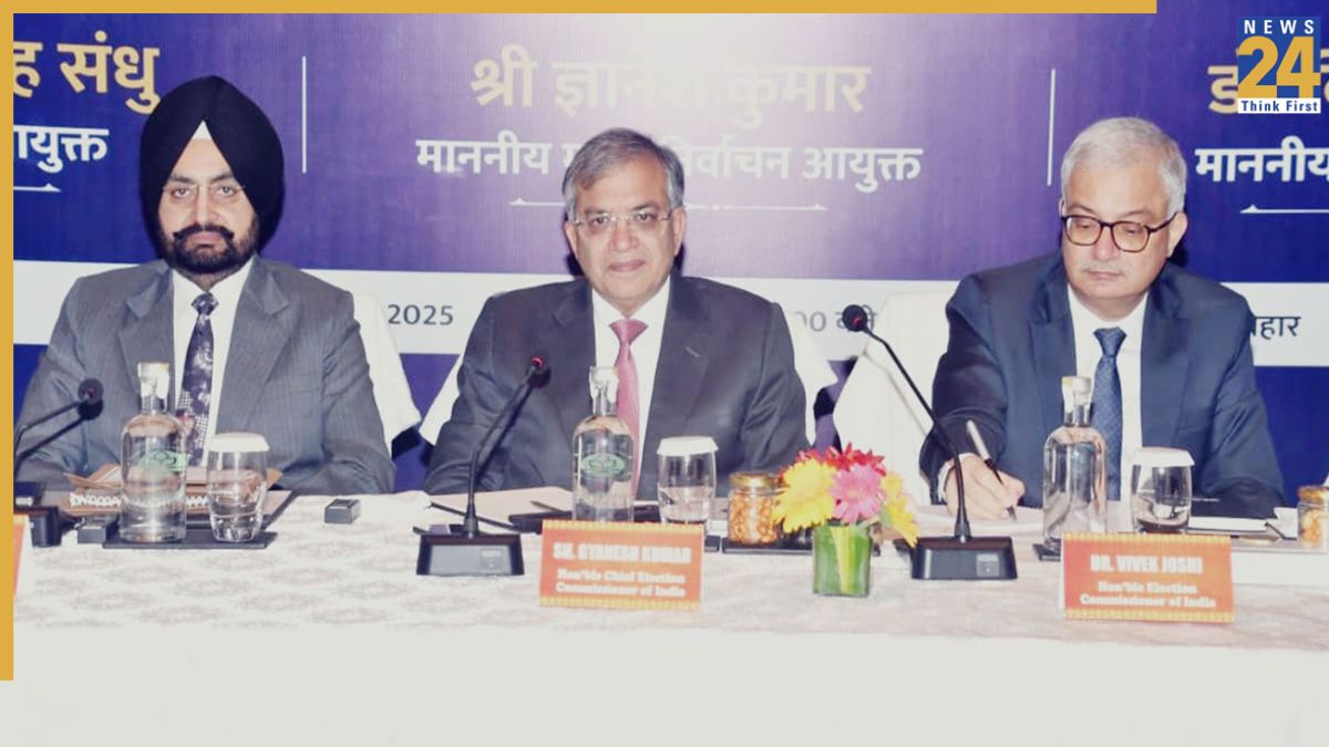 CEC Gyanesh Kumar-led delegation holds meeting with parties ahead of Bihar Assembly Elections, JDU urges single-phase polling