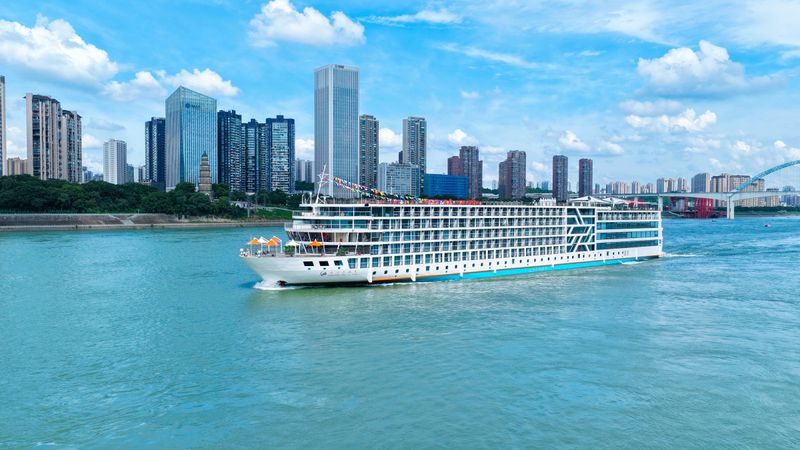 Vista Cruises Enters "Two-Flagship Era" as Vista Aurora Completes Inaugural Voyage.