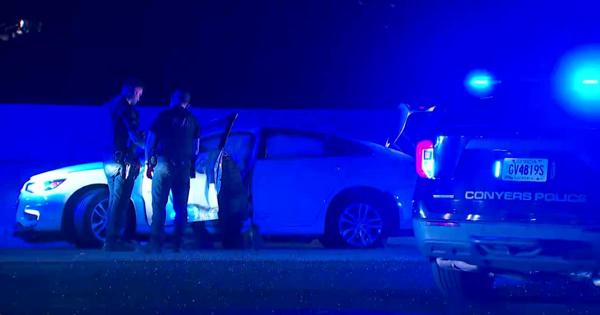 2 arrested, 1 at large after Conyers police chase ends in I-20 crash
