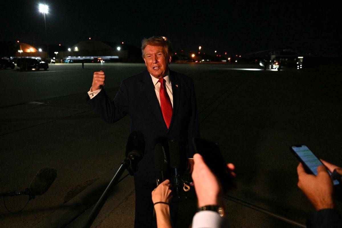 Trump: "Correre nel 2028? Mi piacerebbe ma legge è molto ferrea"