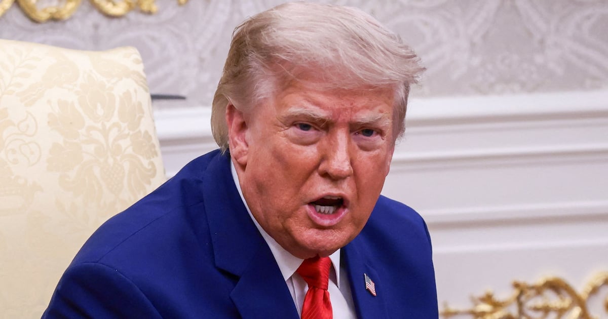 Trump Hit by Humiliating Economic Bombshell