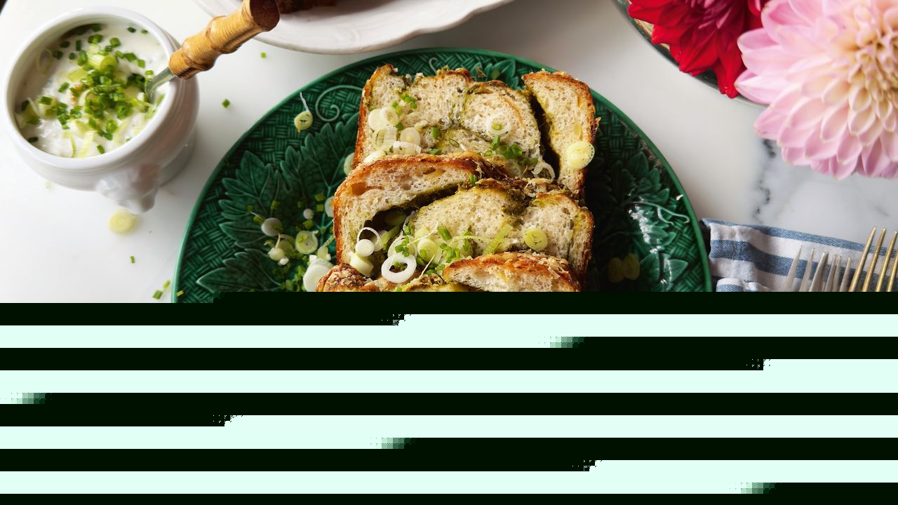 Potato pesto babka
